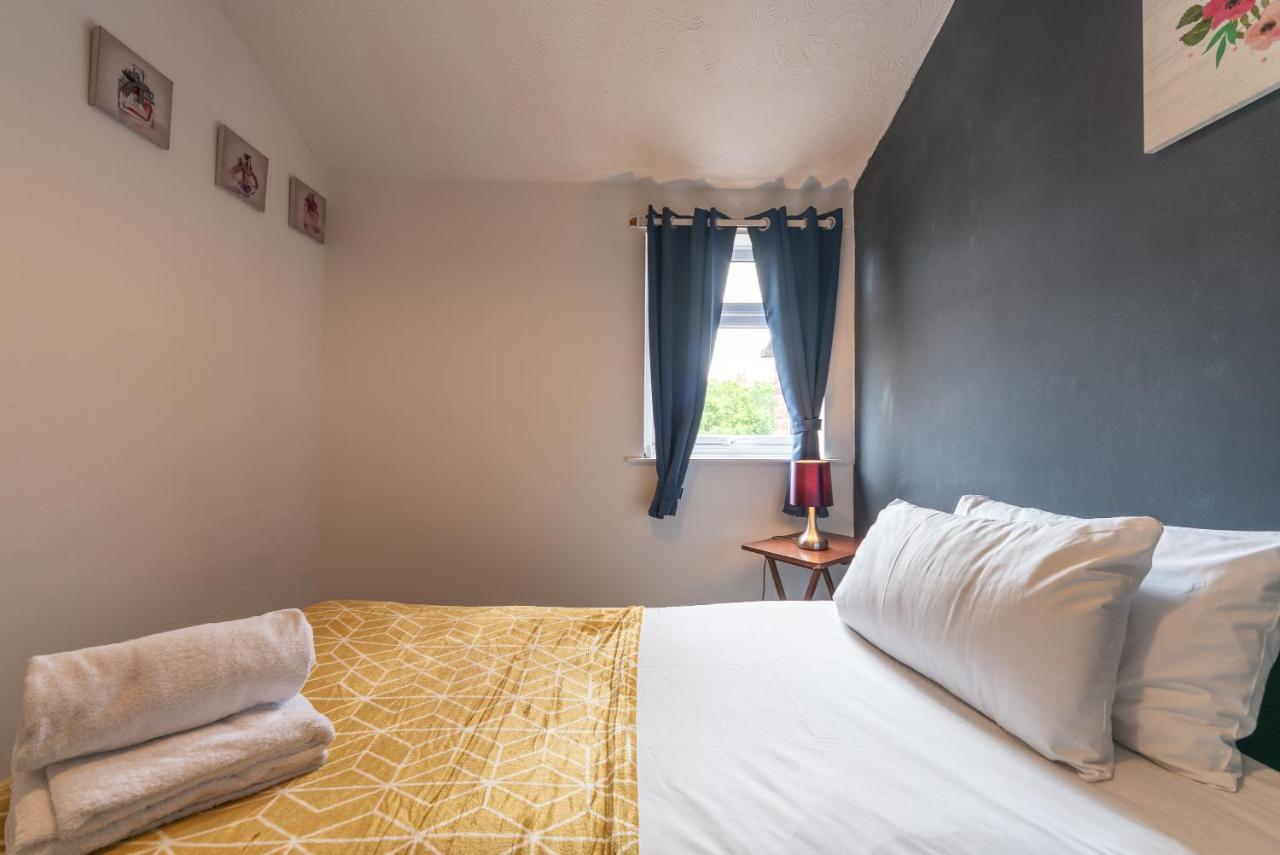 Jesouth 3 Bed Home In Central Hull -Garden Sleeps 6 Kingston upon Hull Buitenkant foto
